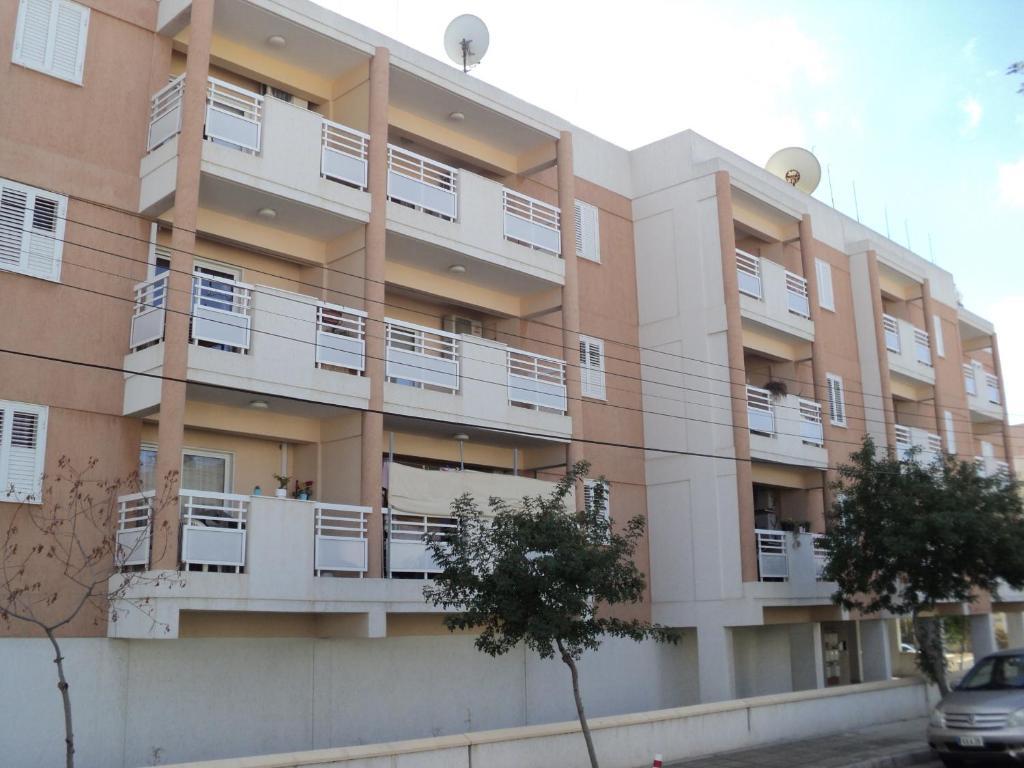 Lykavitos Apartments Никосия Экстерьер фото