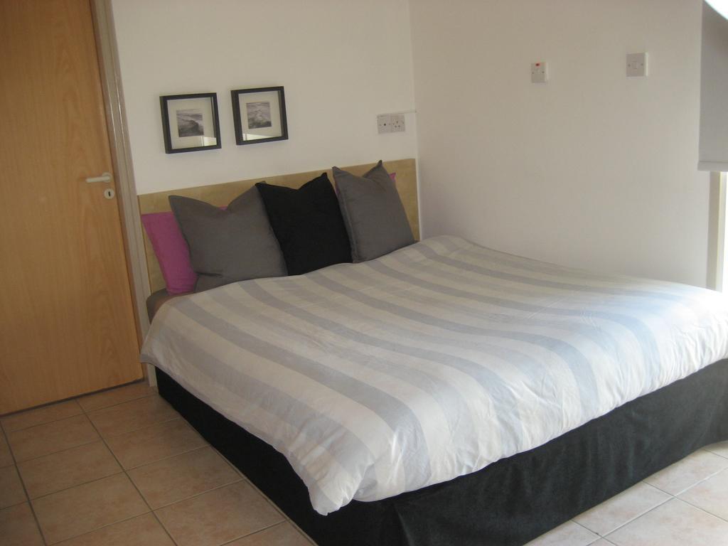 Lykavitos Apartments Никосия Номер фото